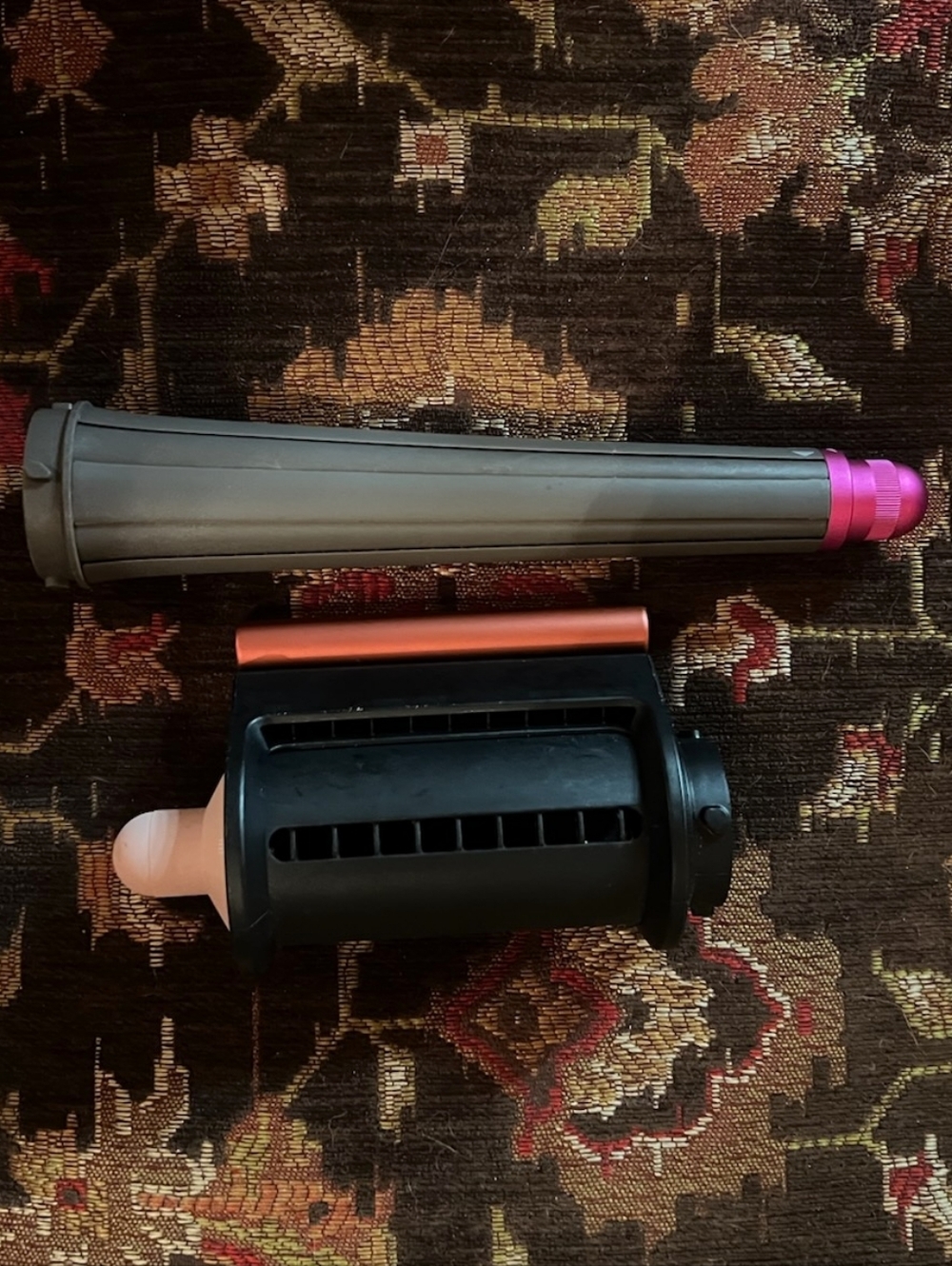 Dyson Hair Styling Barrel Attachment in Gray and Pink
